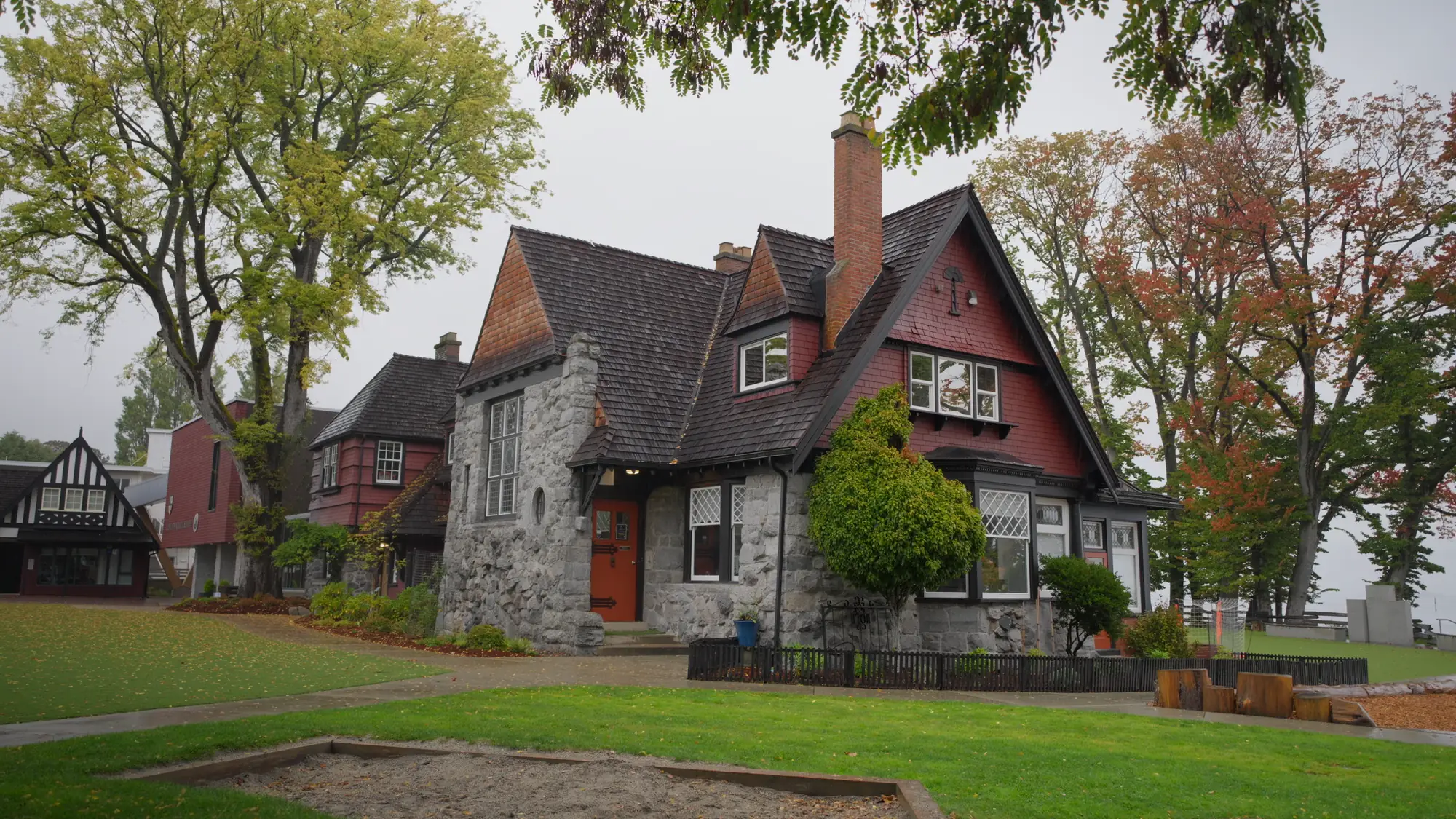 Casa de residencia de Glenlyon Norfolk School en Victoria, Canadá